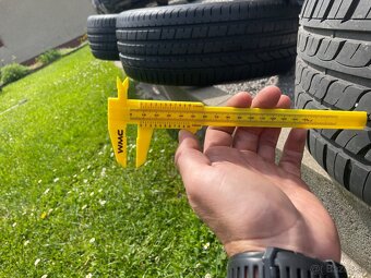 Predám 255/35 R20 97W XL letná sada. - 2