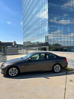 BMW Rad 3 Coupé 320d A/T - 2
