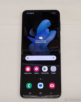 Samsung Galaxy Z Flip 4 - 2