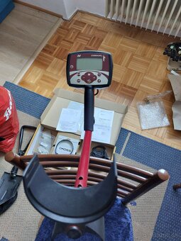 Detektor kovov minelab - 2