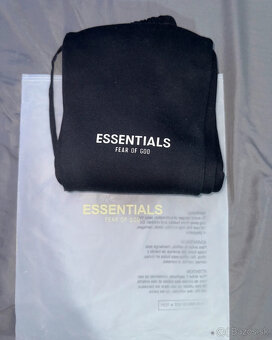 Essentials teplaky - 2