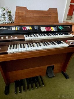Elektrický organ HOWARD - 2