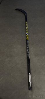 ✅BAUER SUPREME 2S TEAM INT RIGHT/PRAVACKA__flex 65 P92 - 2