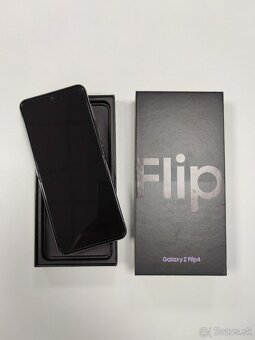 Samsung Z Flip4 8/128GB - 2