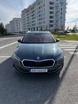 Škoda OCTAVIA 2.0 TDI SCR Style DSG - 2