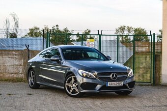 Mercedes-Benz C220d Coupé AMG Line / TOP STAV / - 2