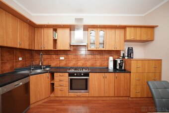 Rodinný dom na predaj Prievoz - Bratislava II. - 2