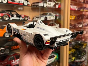 BMW V12 LMR 1:18 Maisto - 2