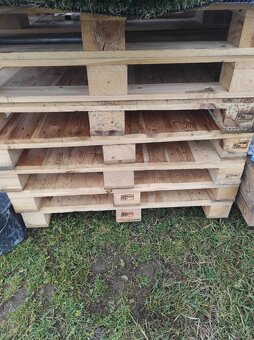 Predám drevené palety - 2