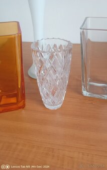 Sklenne vazicky - 2