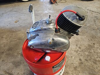 Motor CZ 150c - 2