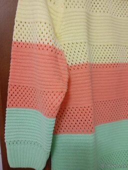 Zaujímavý pulóver č. 44 - 2