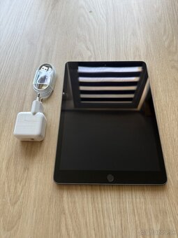 Apple iPad 8.gen 32GB - 2
