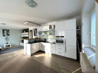 Krásny, zariadený 2 izbový byt, Páričkova ulica, Bratislava - 2
