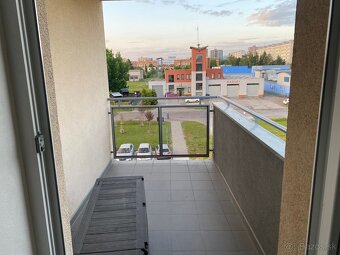 Prenájom 2izb byt agatova ulica v Dubnici n\V 70m2 - 2