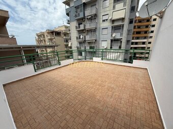 2-izbový apartmán s výhľadom na more, 78 m2, Albánsko-Kavaje - 2