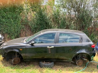 Na náhradné diely - Alfa Romeo 146 - 2
