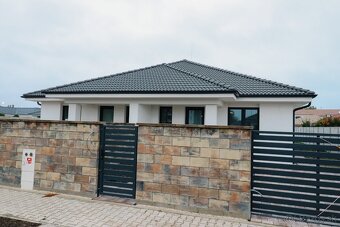 Moderný 4-izbový dvojdom v Dunajskej Strede - 2