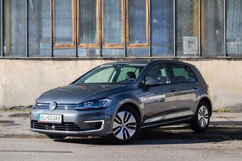 Volkswagen Golf 2020 - 2