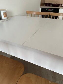 Jedálenský stôl - 2