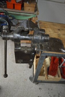 predam krasny stary kovacsky zverak - 2