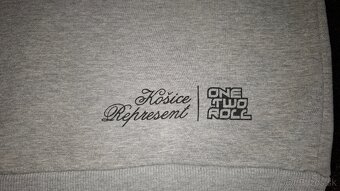 Mikina One Two Roll XXL - 2