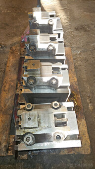 ČELISTI NA KARUSEL 400 mm - 2