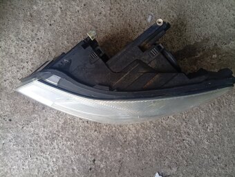 Octavia 2 facelift svetlo predné ľavé - 2