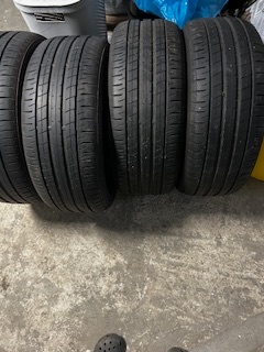 Dunlop 225/50/18 letné - 2