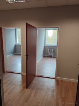 Kancelária - Petržalka (111) 34,19 m2 - 2