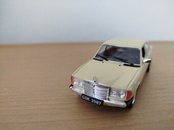 Predám model auta Mercedes W123 1:43. - 2