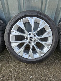 Letní alu kola Dofida 18" Škoda Superb 235/45 R18 - 2