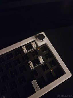 Mechanická Klávesnica - GMK67 - barebone - 2