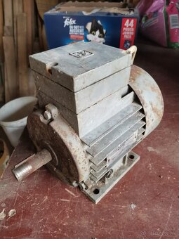 Predám elektromotor 0,45kw. - 2