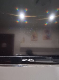 Predám lcd televízor Samsung 120cm - 2