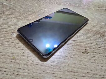 Huawei P30 128gb v super stave ma krasny Amoled displej bez - 2