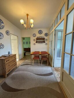 Novinka: Priestranný svetlý byt s balkónmi pri Kuchajde. Vaj - 2