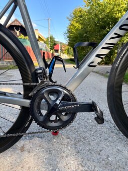 Canyon ULTIMATE CF SL 8 AERO - 2