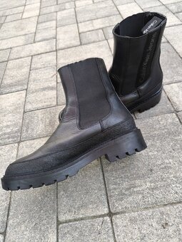 Calvin Klein dámske kožené čižmy , veľkosť 38 - 2