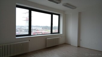 Kancelárie na Vajnorskej ulici, Bratislava III - 2