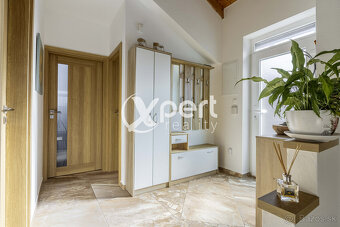 Rodinný dom – pokoj, pohodlie a skvelá dostupnosť - 2