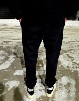 Essentials tepláky - 2