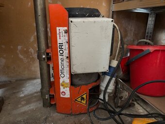 stavebný výťah 200 KG(zavesny) - 2