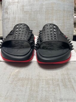 Christian Louboutin - 2