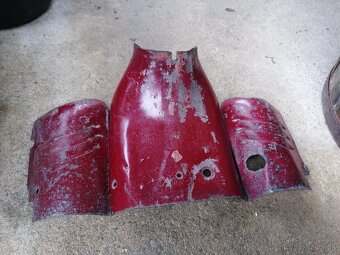 Predám prsíčka na Jawa 550 - 2