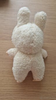 Labubu krémový - 2