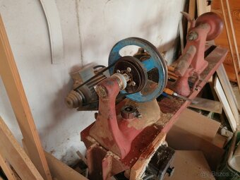 Sustruh  na drevo - 2