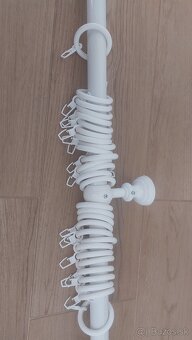 Garniza biela 300cm s hacikmi 1-radova - 2