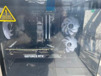 Predám hernú PC zostavu 5800x/3080 - 2