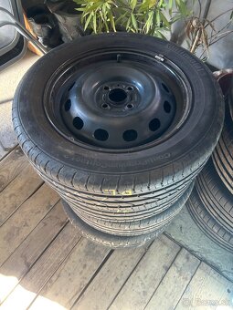 Komplet gumy + disky 185/60 R15 Continental - 2